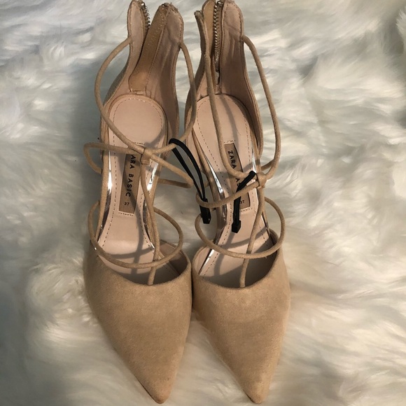 Zara Shoes - NWT Zara tan colored heels size 6.5